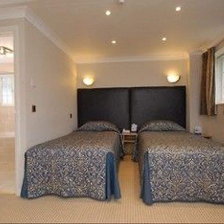 Barn Hotel London Ruislip Bilik gambar