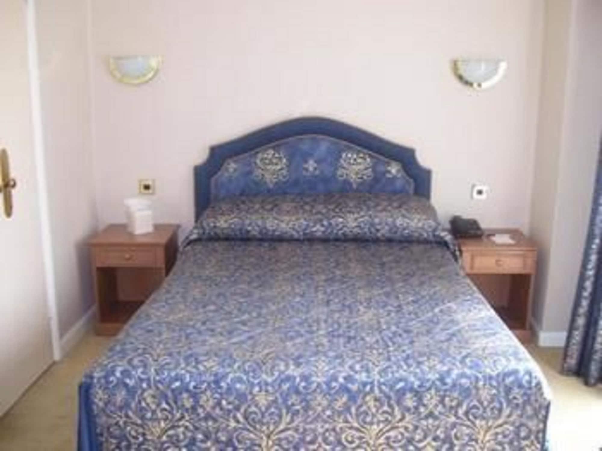 Barn Hotel London Ruislip Luaran gambar